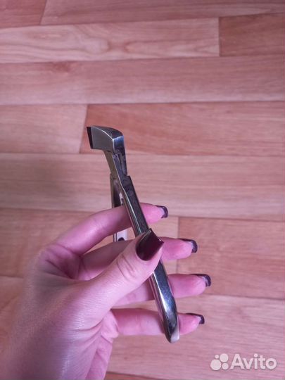 Щипцы для кожи CNI 