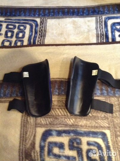 Защита на голень. Новая. Green Hill