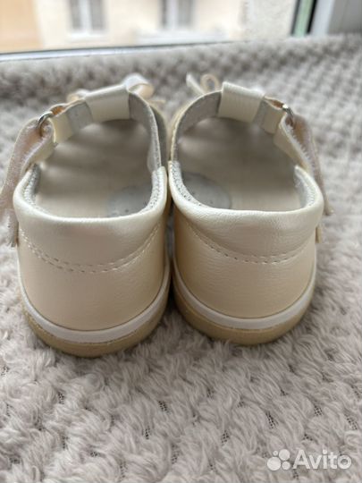 Босоножки для девочки 23 размер