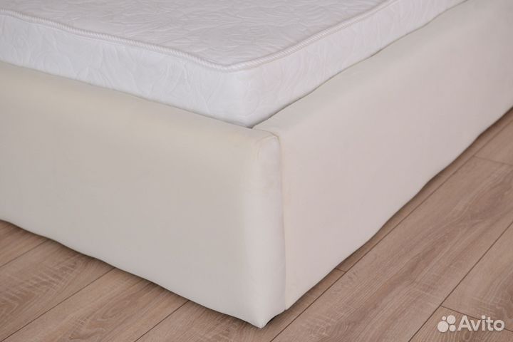 Кровать новая с матрасом 90 на 200 Роза