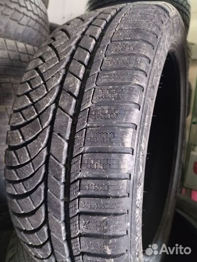 Kumho WinterCraft WP72 225/45 R19