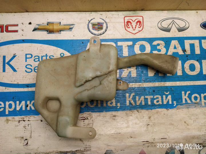 Бачок омывателя фар Ford Escort 95-01