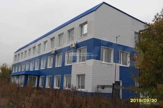 Здание, 10468 м²