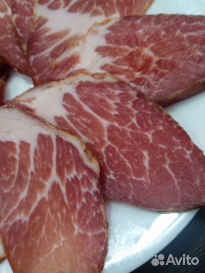 Бекон сырокопченый из шеи