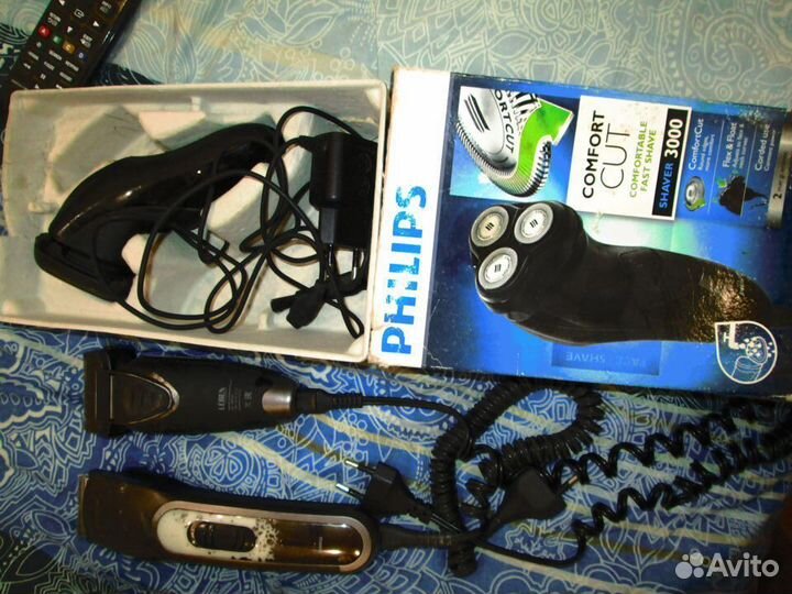 Машинка для стрижки волос и бритва