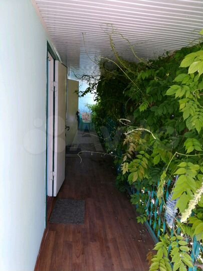 Комната 9 м² в 9-к., 2/2 эт.