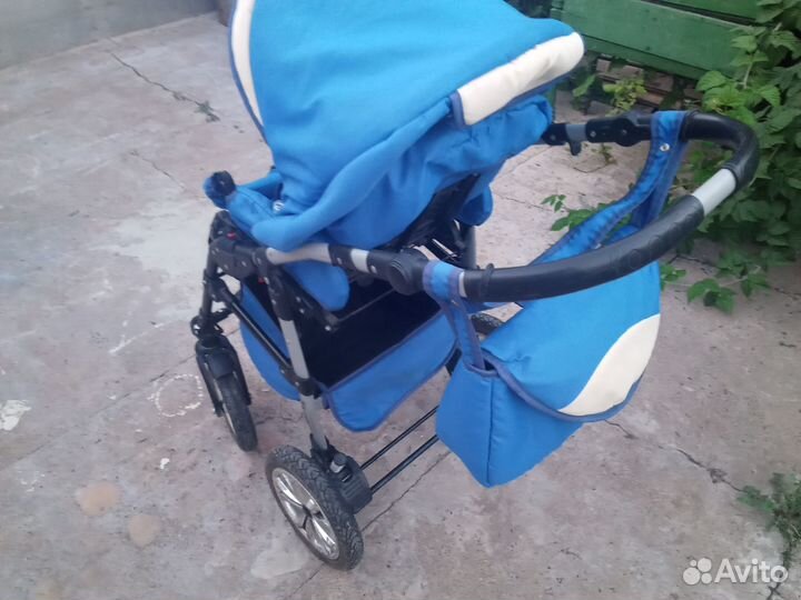 Детская коляска