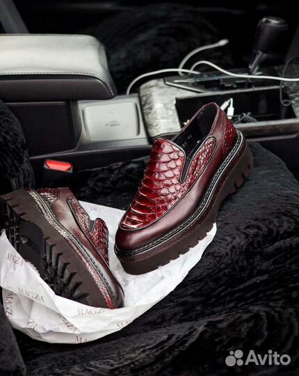 Ботинки из натуральной кожи питона