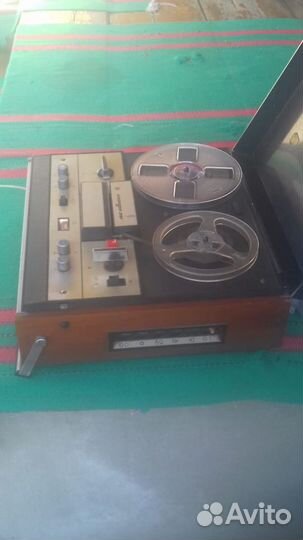 Катушечный магнитофон