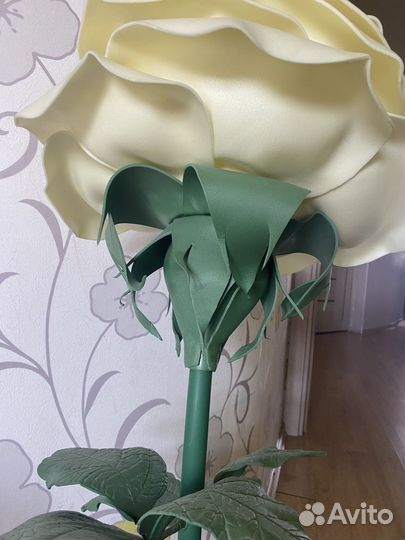 Светильник роза из изолона