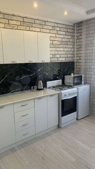 1-к. квартира, 40 м², 4/9 эт.