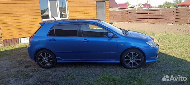 Toyota Corolla Runx 1.8 AT, 2004, 290 000 км