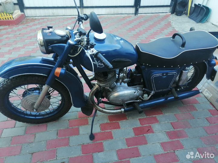 Мотоцикл иж планета