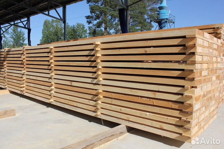 Доска обрезная 100х200х6000. Пиломатериалы
