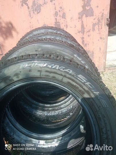 Nitto Therma Spike 225/60 R17