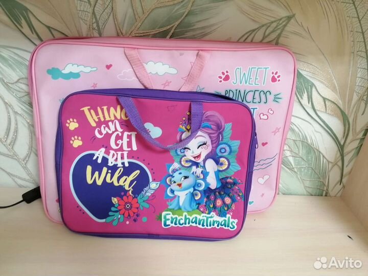 Папки с ручками