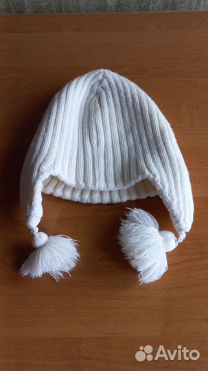 Шапки для девочки пакетом 3-4 года