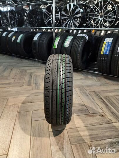 Viatti Strada Asimmetrico V-130 205/60 R16