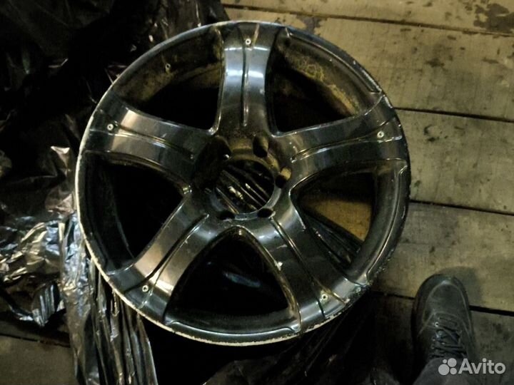 Диски литые Митсубиси Паджеро