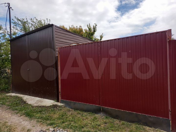 Дача 28 м² на участке 4 сот.