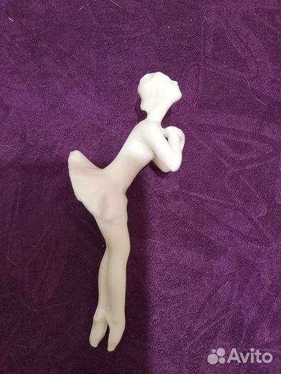 Статуэтки сувениры старинные