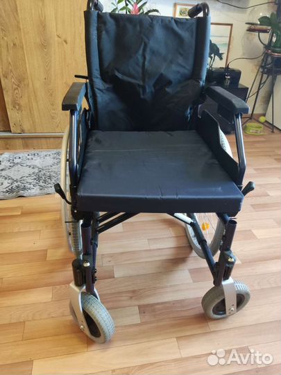 Коляска инвалидная