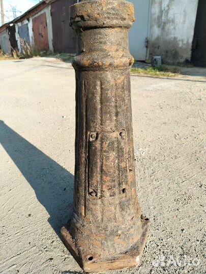 Столбы чугунные раритет