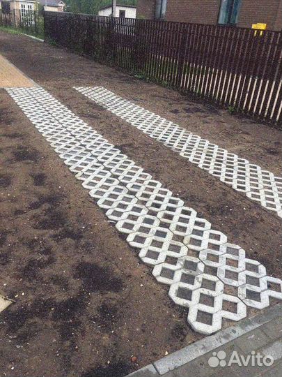 Укладка газона