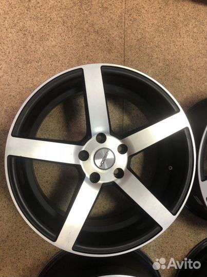 Литые диски Vossen r18 5x114.3