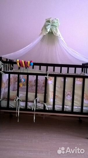 Детская кроватка - полный комплект