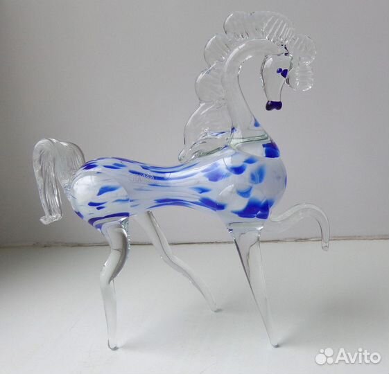 Статуэтка лошадь стеклянная