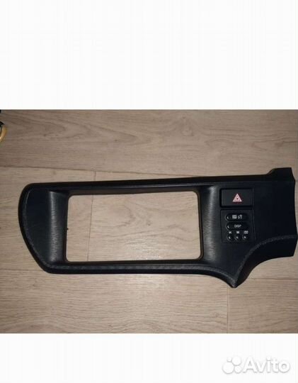 Рамка магнитолы toyota aqua