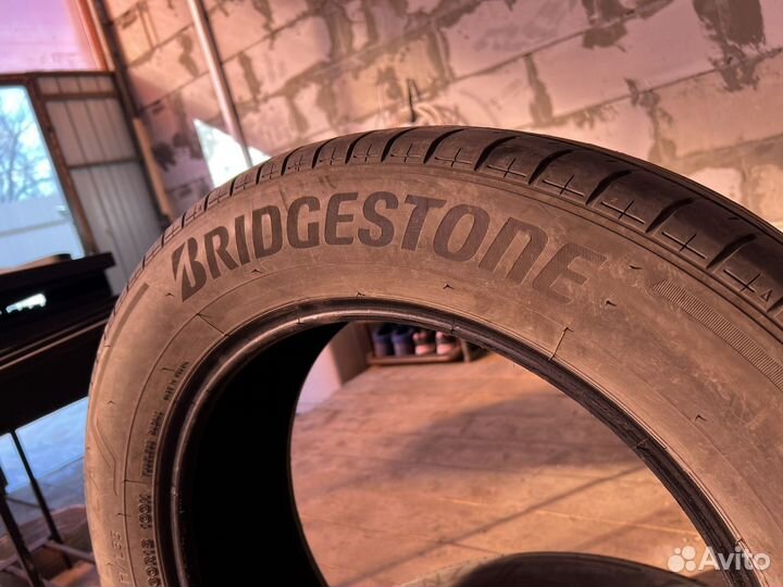 Bridgestone Alenza H/L 33 225/60 R18