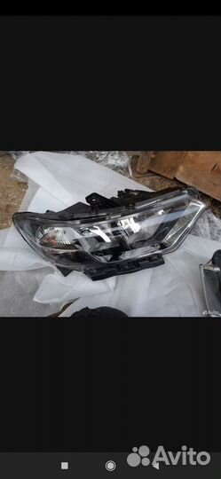 Комплект фар на ниву тревел передние