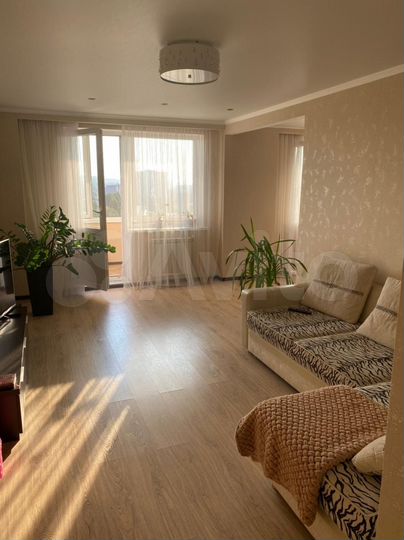 2-к. квартира, 76,5 м², 13/19 эт.