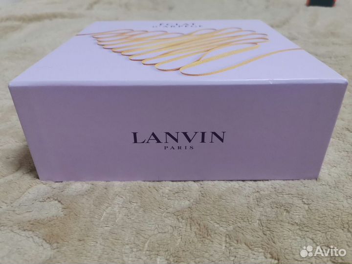 Коробка от парфюмерного набора Lanvin Paris