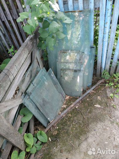 Отдам бесплатно стекло