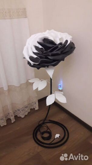 Торшер напольный