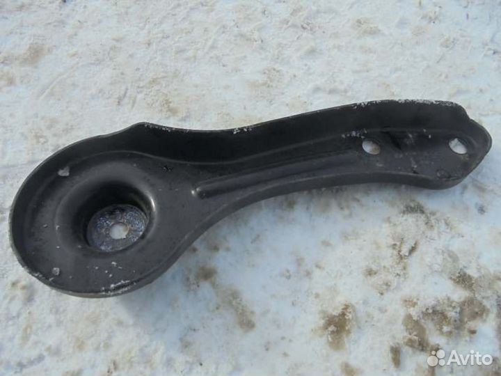 Кронштейн балки задний правый Bmw 3-Series E90