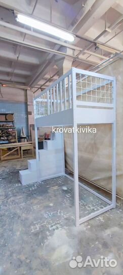 Детская кровать чердак домик