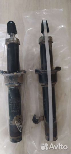 Стойки Tiguar Б/У, на хонду Logo