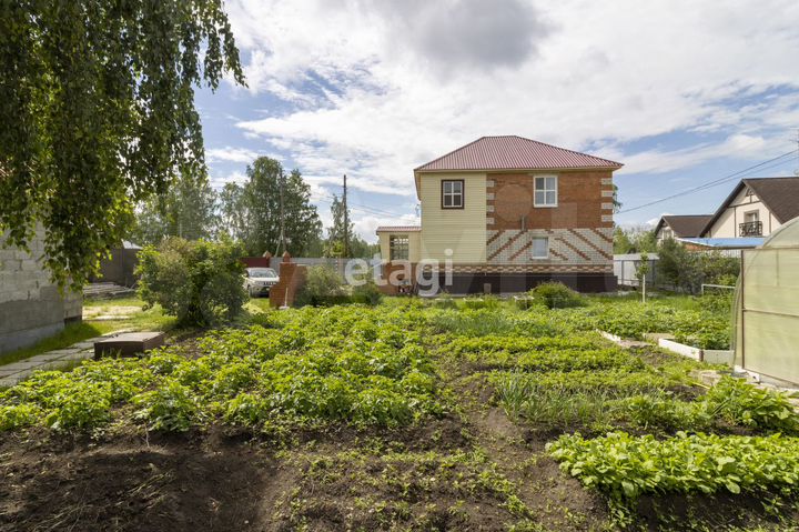 Дом 102,1 м² на участке 10,3 сот.