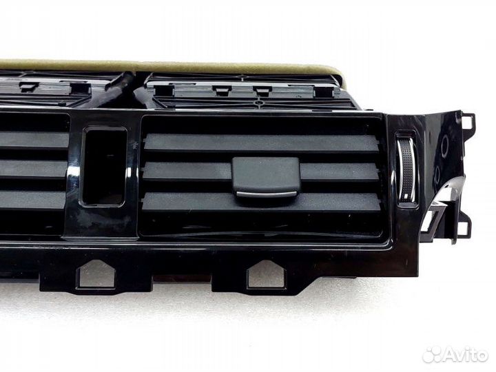 Б/У Дефлектор воздушный центральный Состояние