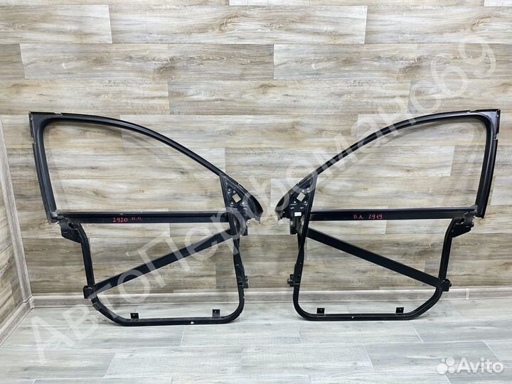 Каркас передней левой правой двери Touareg 1