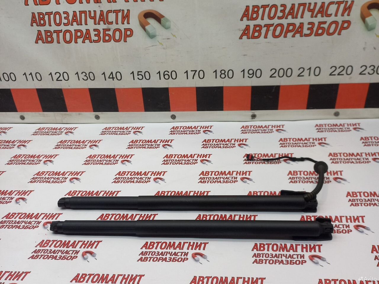 Электропривод крышки багажника Джили Монжаро