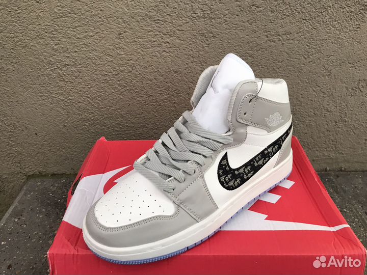 Кроссовки Nike air jordan 1 high dior 44 размер