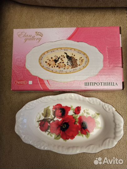 Пробка для бутылки,шпротница,чайник,доска,подставк