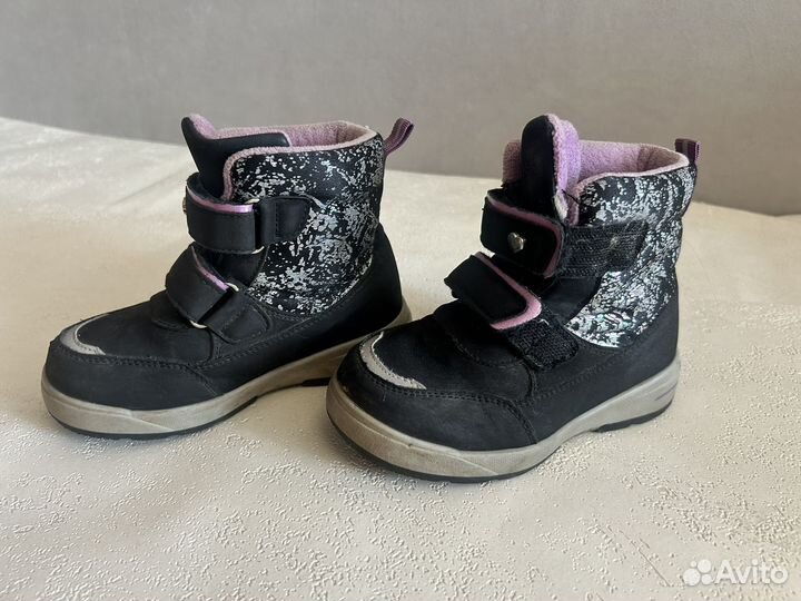 Обувь для девочки осенняя