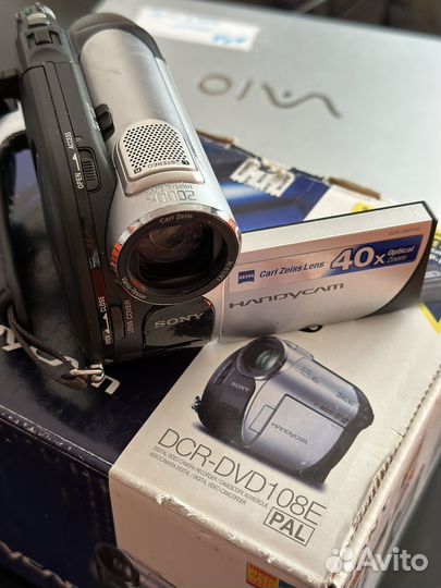 Видеокамера sony handycam dcr-dvd108E