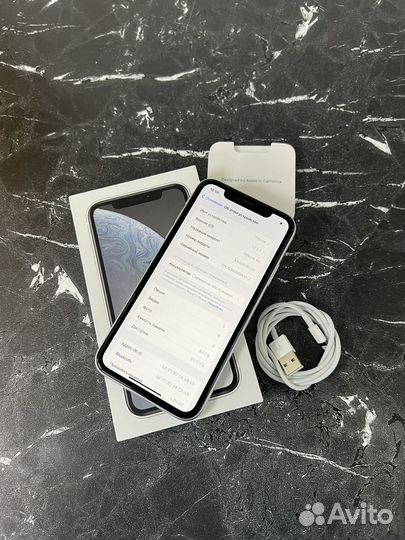 iPhone Xr, 64 ГБ